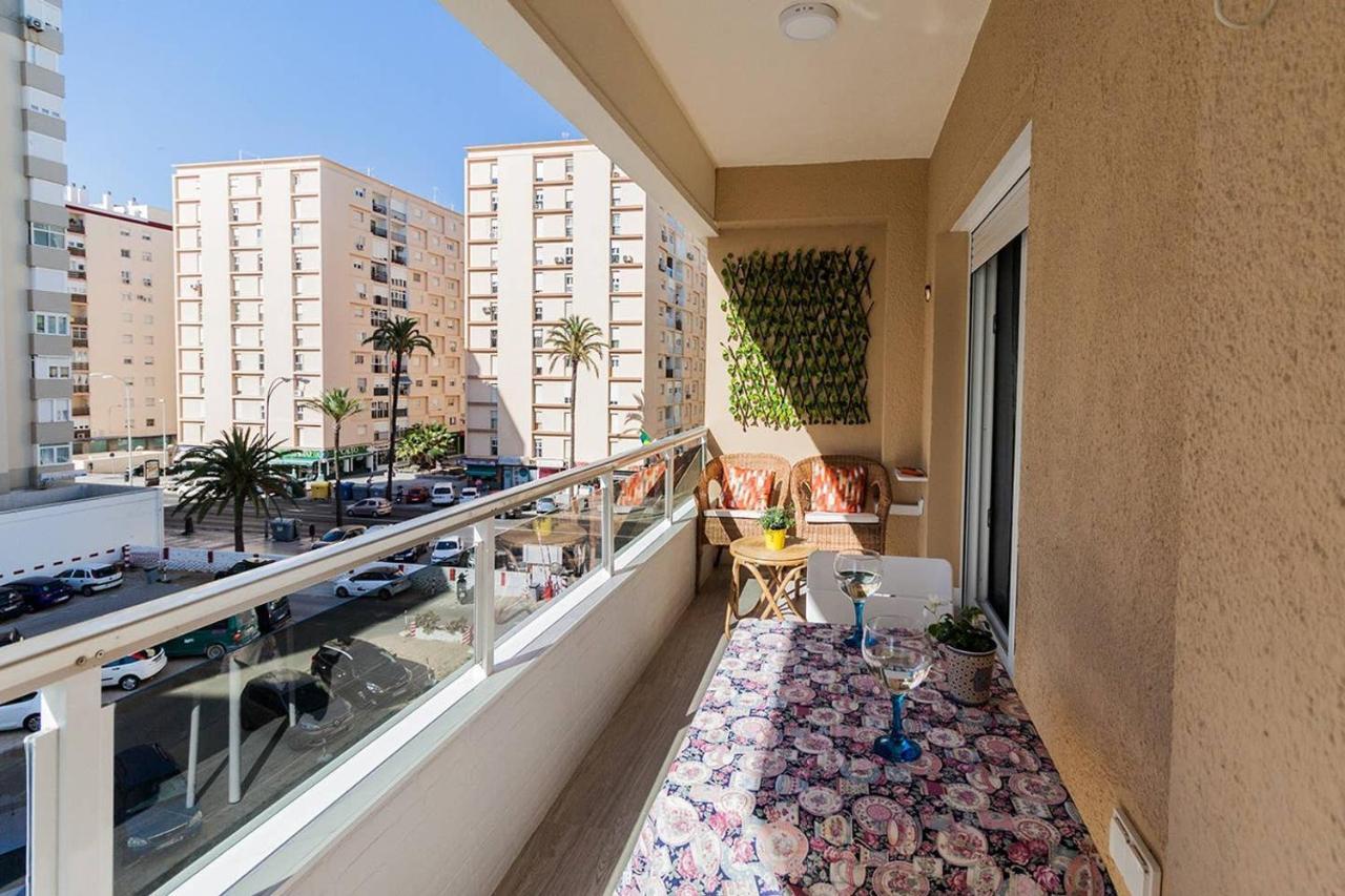 Victoria - Apartamento Playa Cádiz Eksteriør billede